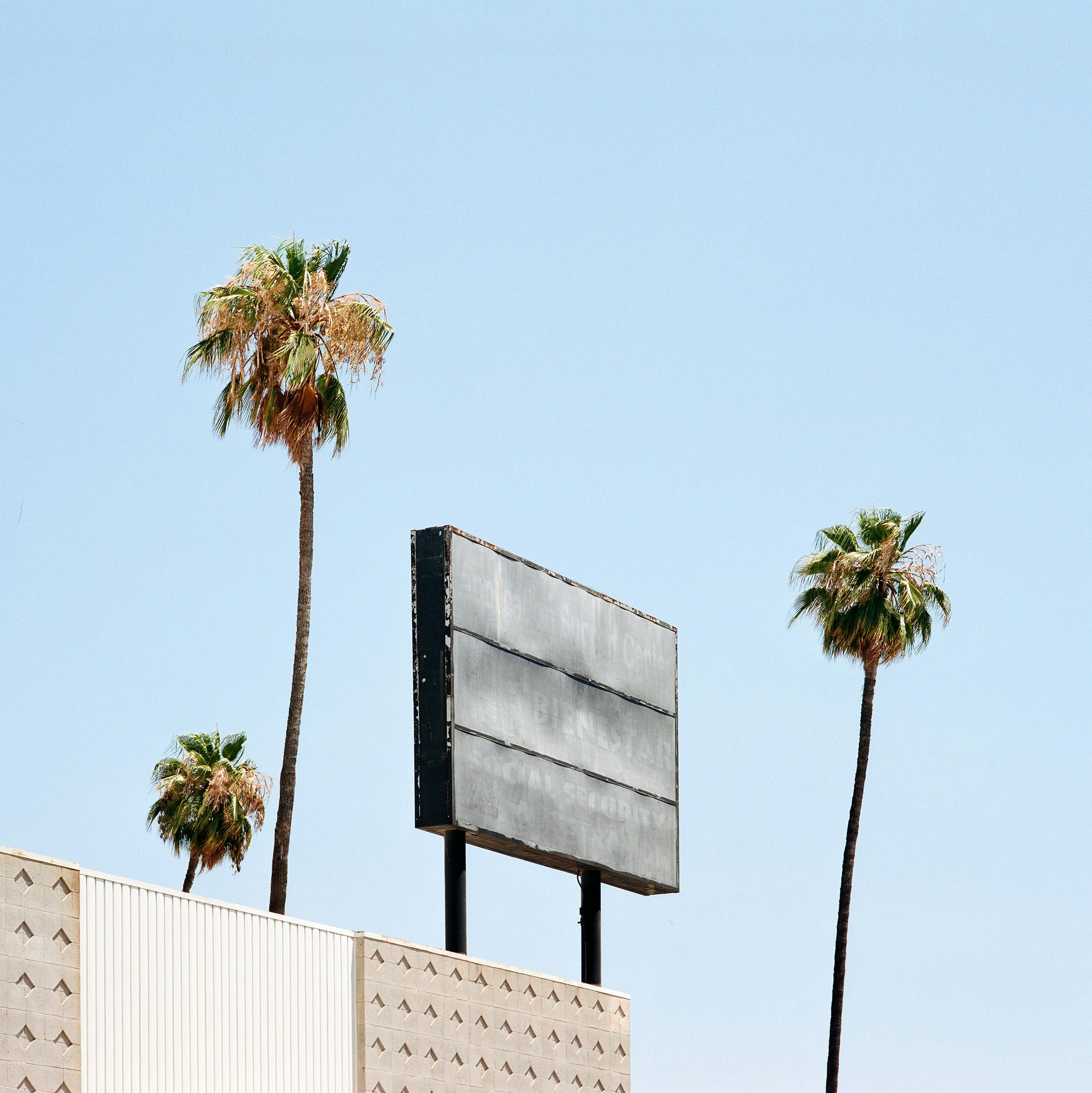 Photography by Sinziana Velicescu titled "Van Nuys, CA".