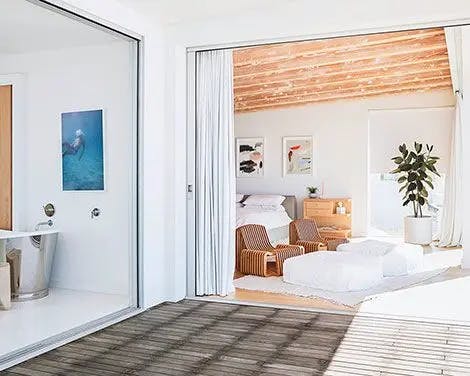 A fashion founder's Malibu beach house - At Home